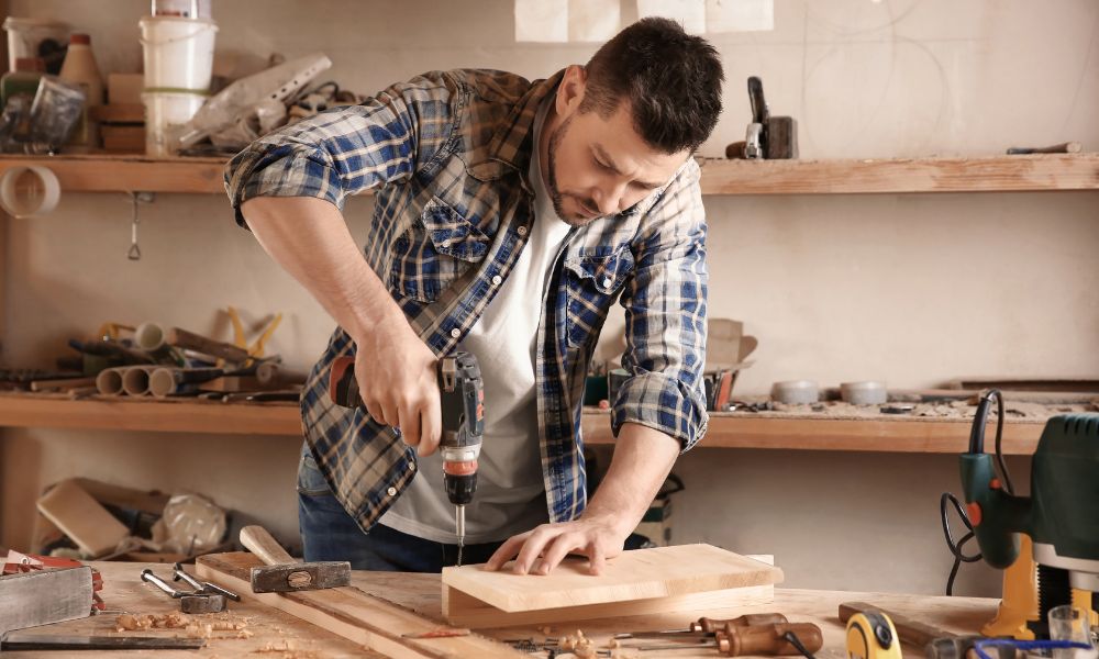 Helpful Tips for Completing DIY Projects at Home