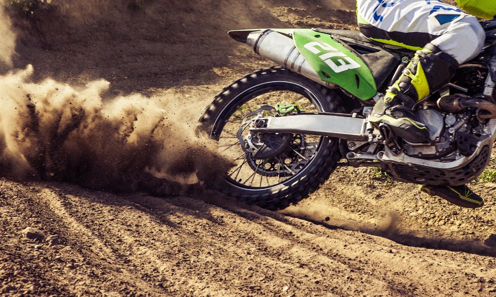 Essential Gear Every Dirt Bike Rider Should Have